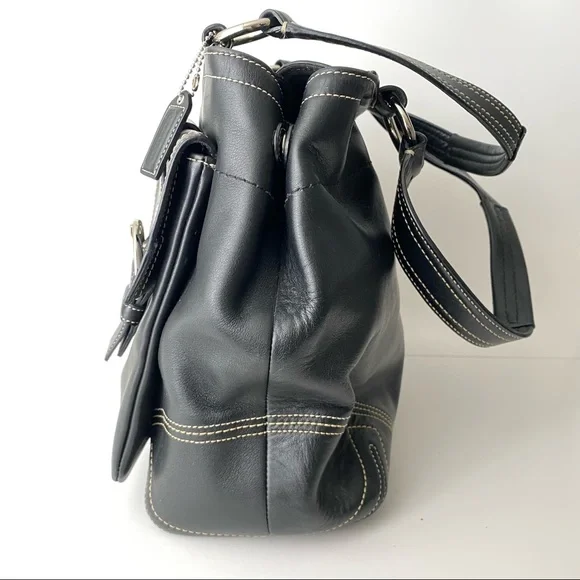 Vintage Coach Black Purse In Excellent Condition